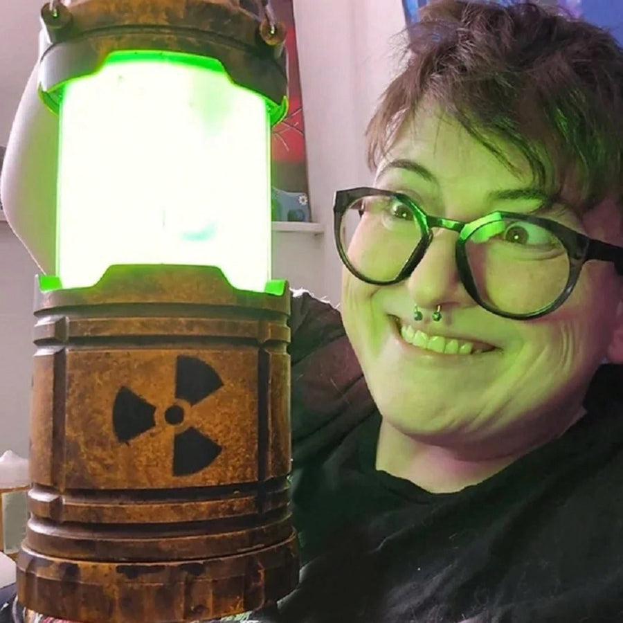 Miniature Nuclear Reactor Lamp Retro Horrible Multifunctional Portable Camping Lantern For Home Haunted House Decoration Props